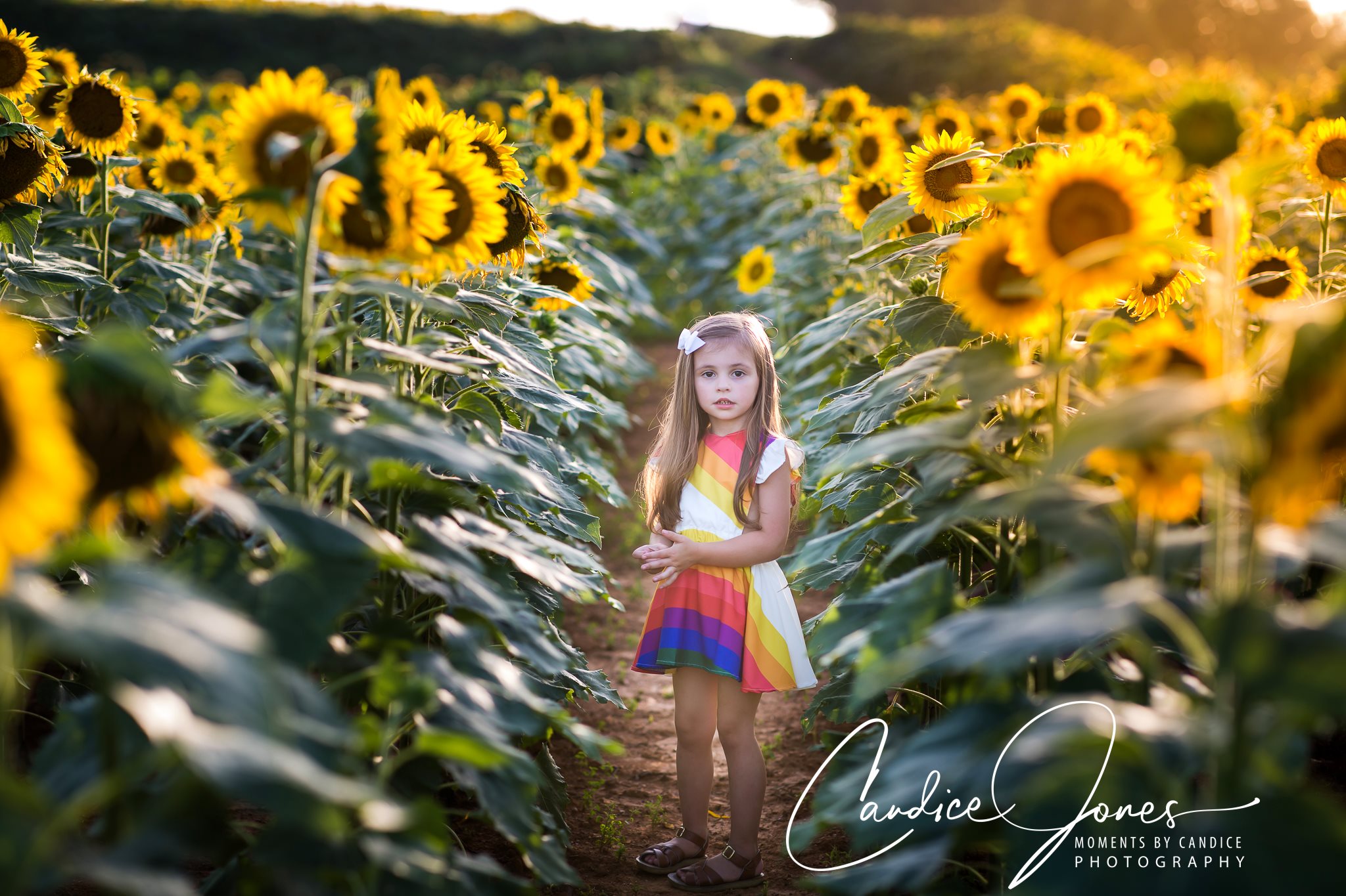 Happy clients with photographer